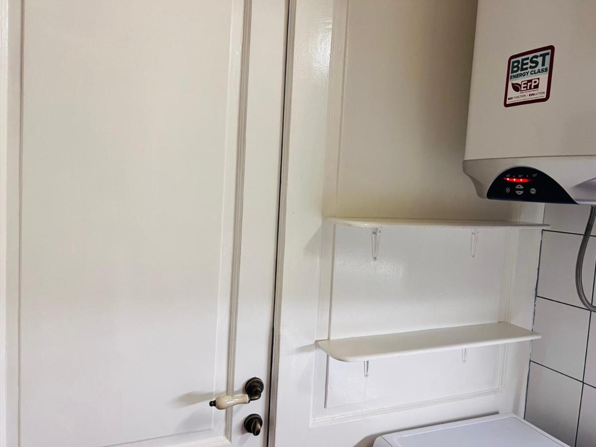 Apartment For Special Getaway Rose Pola Esterno foto